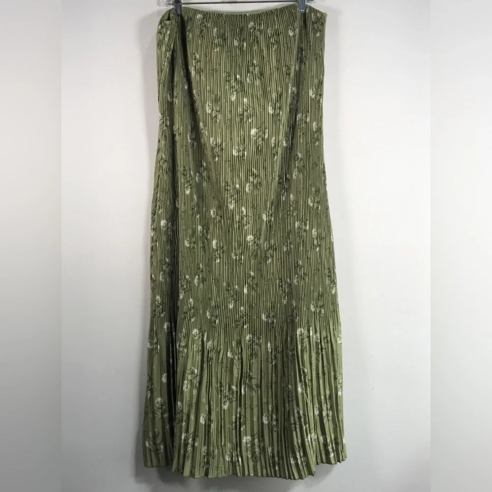 Petal & Pup Sylvie Floral Strapless Midi Dress, Women's Size XL -Sage Botanica - Picture 2 of 11